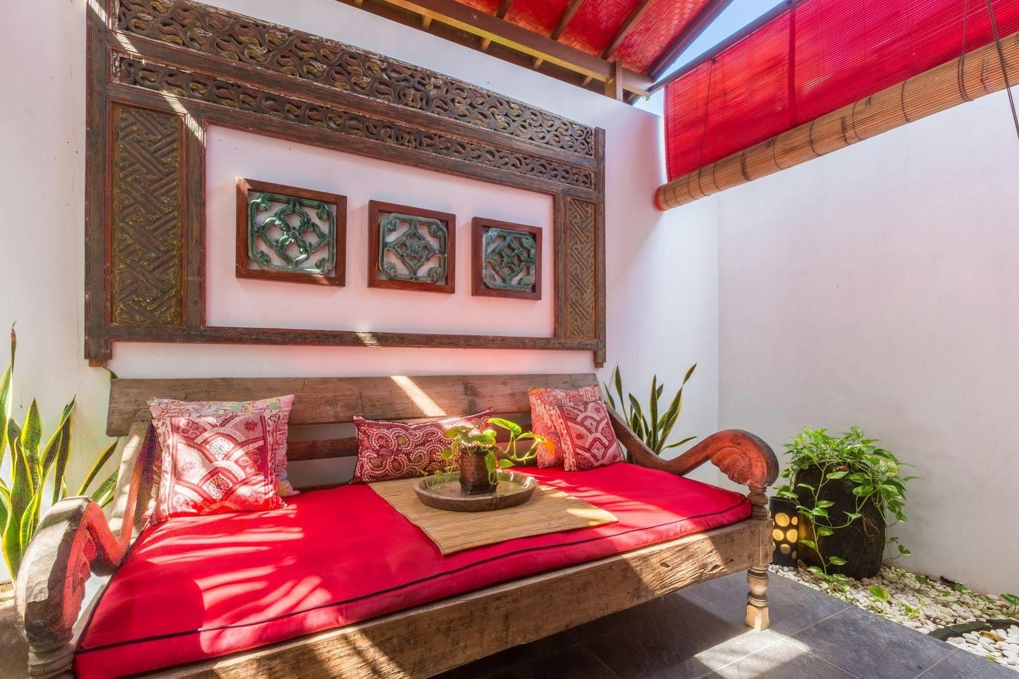 Kamar Kamar Boutique Hotel Семиняк Екстериор снимка